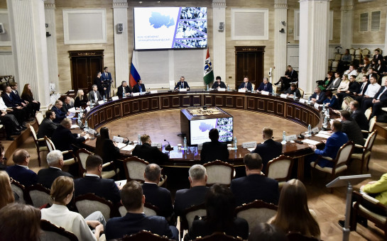 Итоги кейс-чемпионата «Муниципальный десант» подвели в большом зале Правительства Новосибирской области